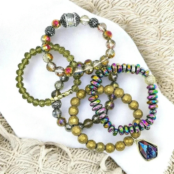 🆕️5pc Boho Chic Handmade Beaded Stackable Stretchy Trendy Bracelet Set 🌿 - Picture 6 of 16